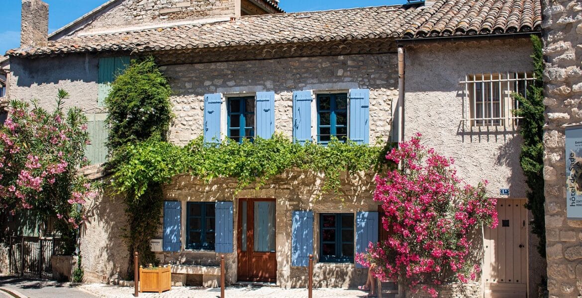 Explorer la magnifique provence : un guide pour les amateurs de découvertes